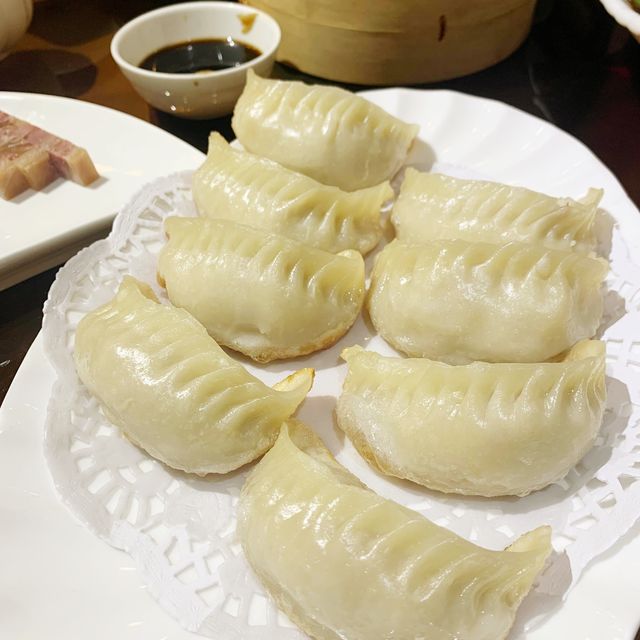 正宗上海菜 ~ 滬江飯店 正宗上海菜 ~ 滬江飯店