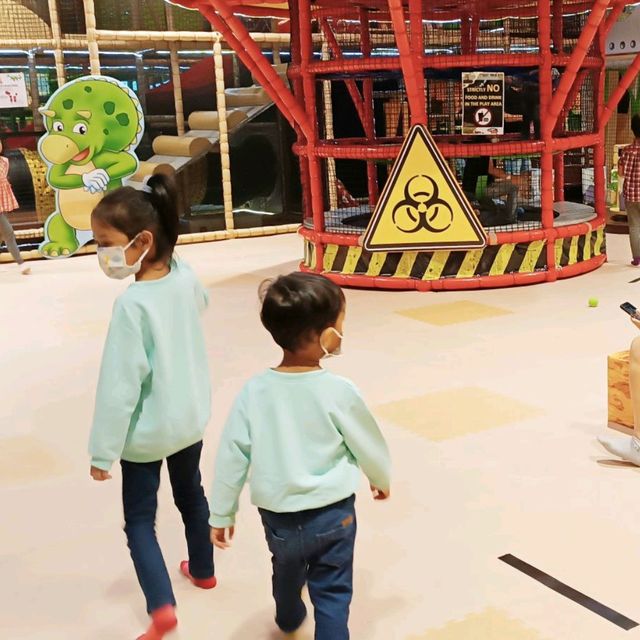 Family friendly theme indoor playground 🎡😍