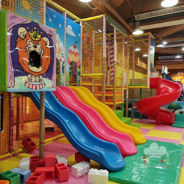 超抵玩室內遊樂場