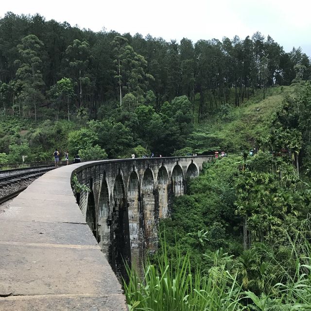 Nine Arches Bridge 