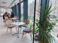 堁夏咖啡 café crotchet~位於台中歌劇院的高質感咖啡廳｜白色景觀系及視覺系網美飲品 愛打卡的你不要錯過