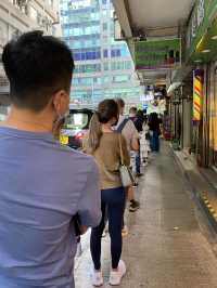 大排長龍超人氣布甸包