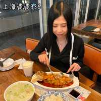 《用刀叉🍴食既上海菜. 必食松子魚》