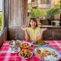 เฮือนฝ้ายคำ ร้านอาหารที่เชียงคาน