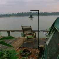 นอนเต็นท์ จิบกาแฟ แลโขง Atsamat Camp l นครพนม
