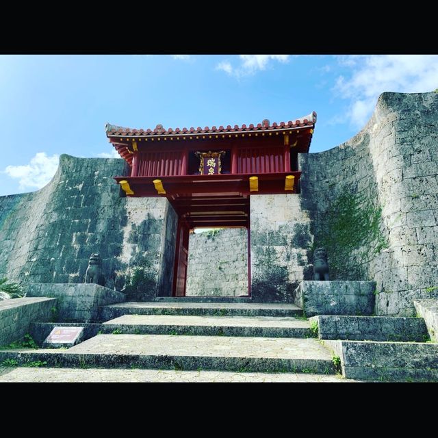沖縄　再建中　首里城❗️