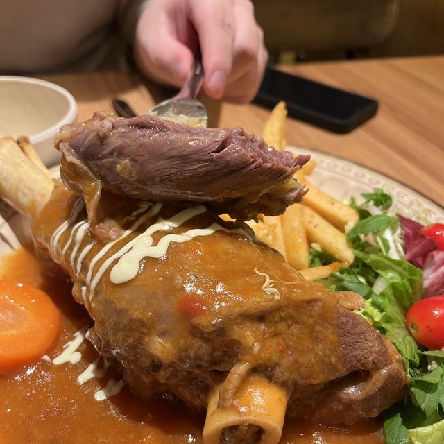 🎃萬聖節限定高質黑暗系蛋包飯韓式餐廳💕