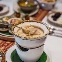 อาหารไทยร้านนี้อร่อยมาก 