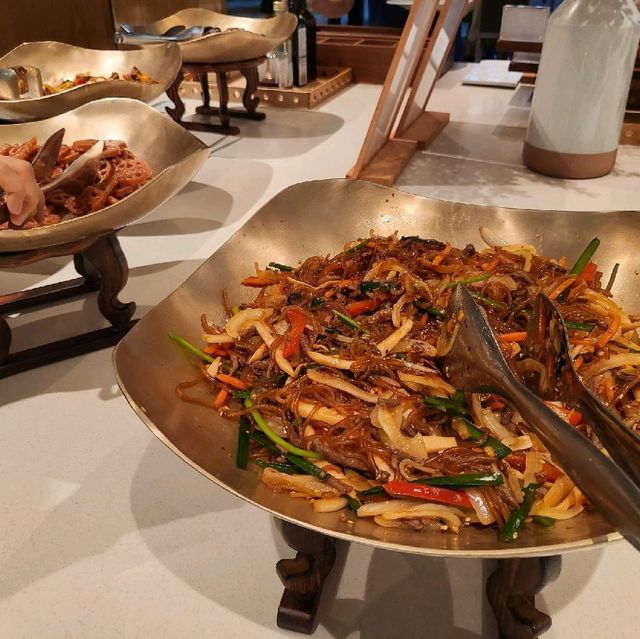 더뷔페 아침식사 