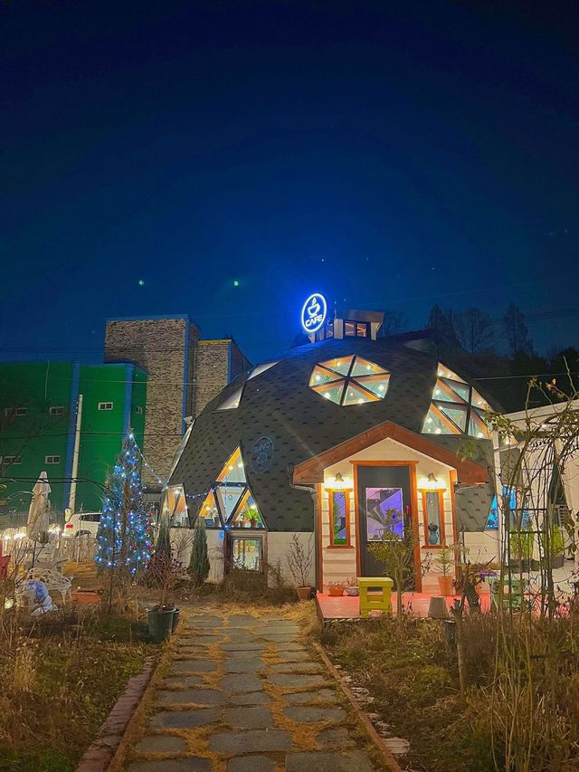 눈으로 마시는 정원카페 플라워돔🪴