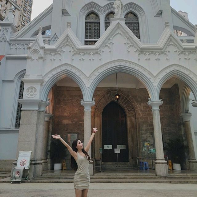  港島好去處｜
中環半山純白歷史建築！

