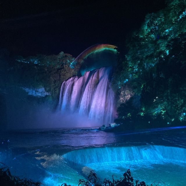 Huangguoshu Waterfall at night