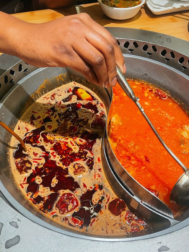 Spicy Panda Hotpot in Shanghai🌶