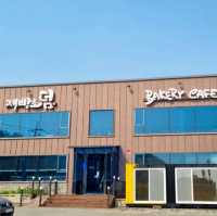 강보며 물멍하기 좋은 대성리카페