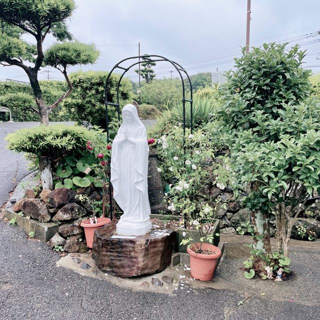 【長崎県】赤レンガづくりの教会へ。