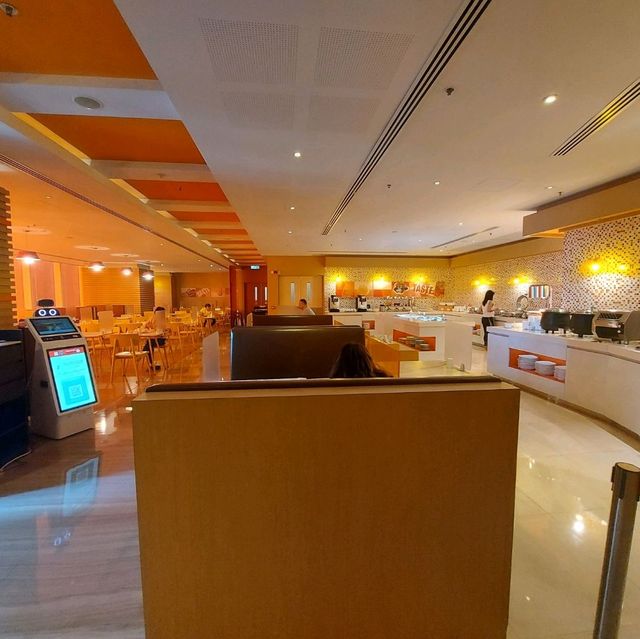 不過不失的三星級酒店自助早餐😊