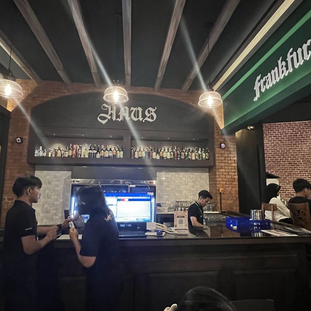 HAUS Brew Bar & Bistro  ปัตตานี 