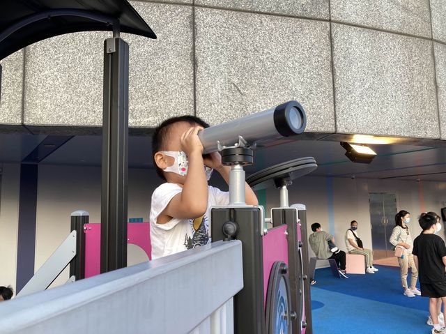 《天水圍免費戶外遊樂場~+WOO嘉湖樂園》 《天水圍免費戶外遊樂場~+WOO嘉湖樂園》