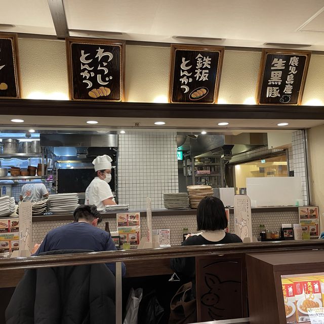 名古屋　矢場とん　名古屋駅名鉄店