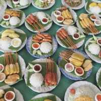 Lam phaya floating market