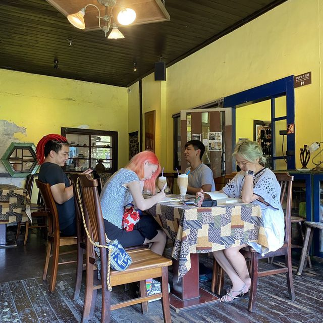台南特色復古風咖啡店