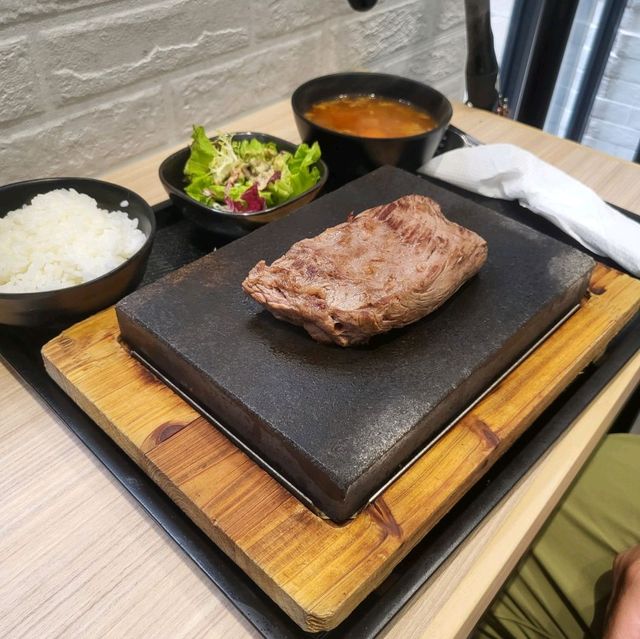 佐敦石燒牛扒小店