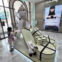 find Xmas deco and shop at Diamond stall