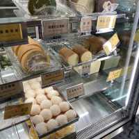 灣仔老字號餅店，七彩蜂蜜蛋卷 