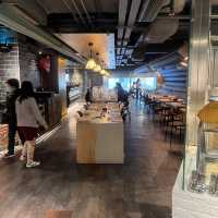 柏靈自助餐