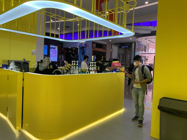 Affordable coffee in a mall 