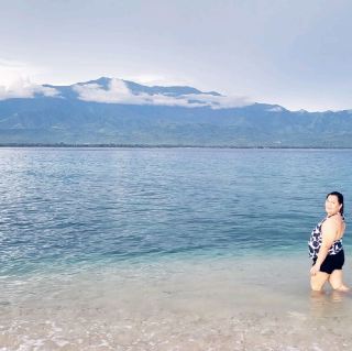 크루하이 앤틱...산과 바다가 만나는 곳 🌊 20년 만에 다시 와서 기분이 좋습니다. 마자아스 산의 웅장한 전망과 말라리손 섬의 수정같은 바다를 감상합니다.