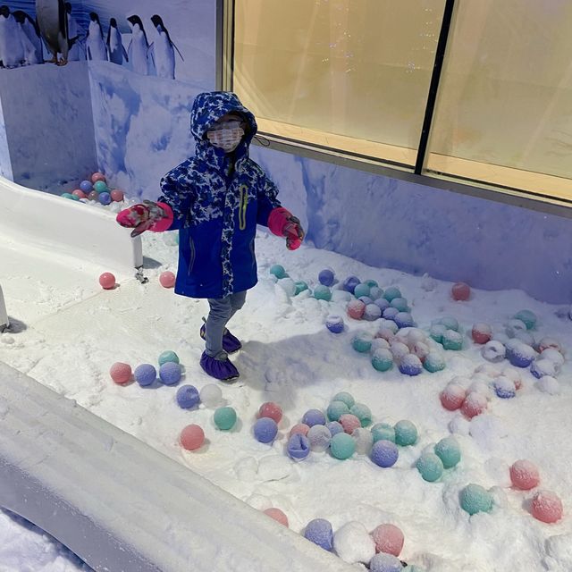 冰天雪地❄️☃️旅行感🧳  📍九龍灣 冰天雪地❄️☃️旅行感🧳  📍九龍灣