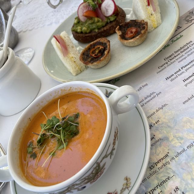 Afternoon Tea at the Historic Moana Surfrider