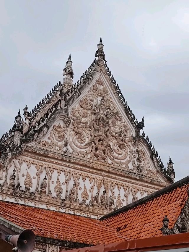 วัดมหาธาตุวรวิหาร เพชรบุรี