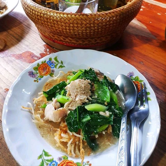 ตลาดเก้าห้อง : บางปลาม้า : สุพรรณบุรี 🐾📸