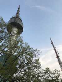 首爾塔 ｜ 連洗手間都有「大落地玻璃」比你欣賞風景