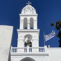 Traditional village in the heart of SANTORINI