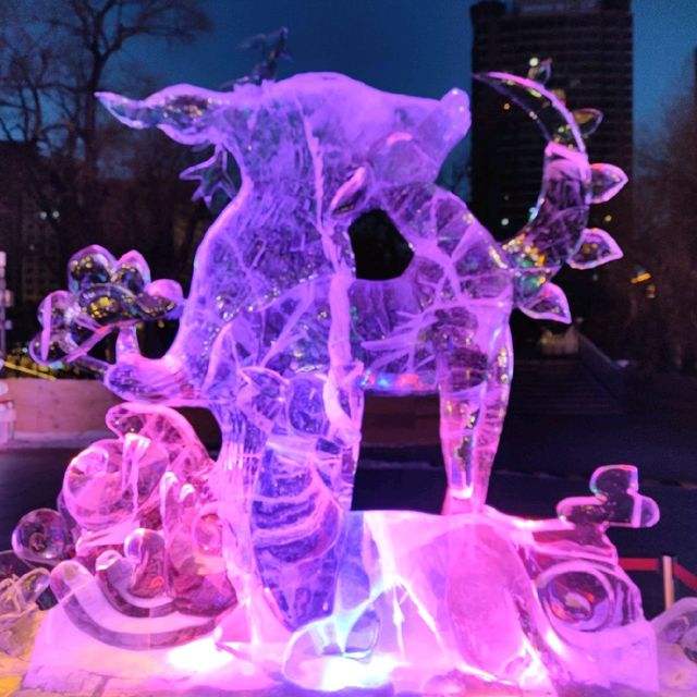 Ice sculptures at Zhongshan Park, Harbin