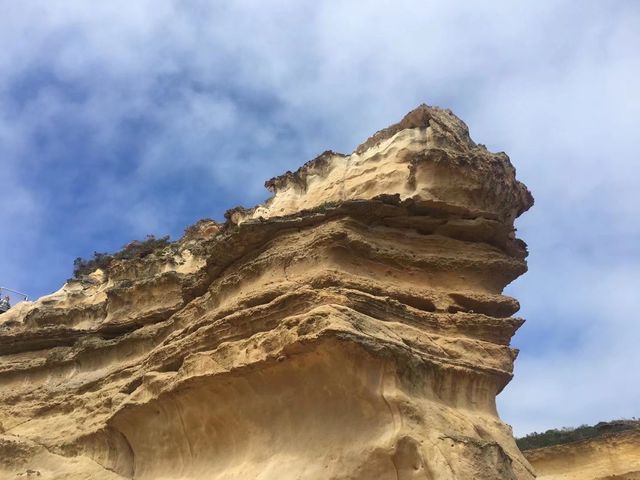 Natural art masterpiece: Twelve Apostles Rock