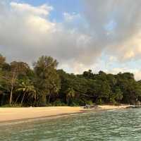 หาดลับที่ไม่ลับภูเก็ต