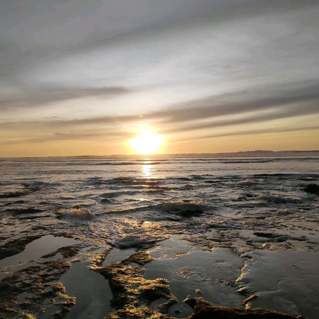 Sunset in Suluban Beach Uluwatu Bali 