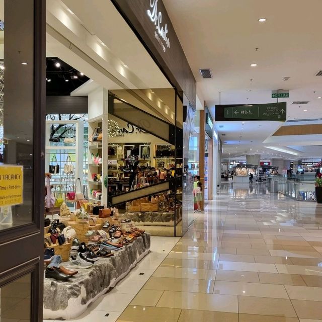 iOi City Mall - A mall that's cater to all