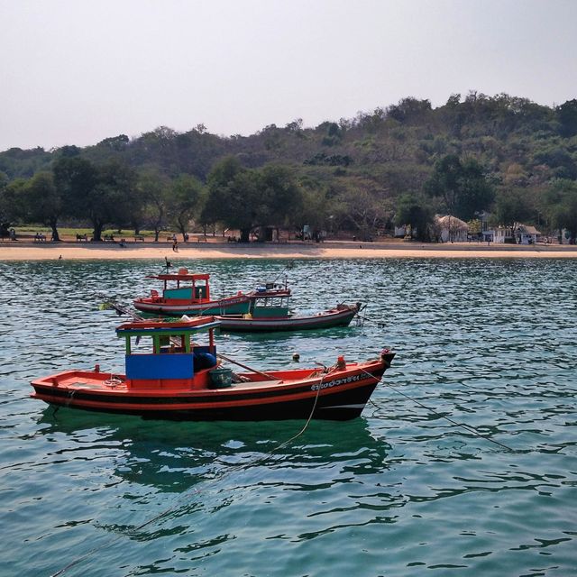 เกาะสีชัง 🏝️ ไม่ได้น่าชัง เหมือนดั่งชื่อ 🥰