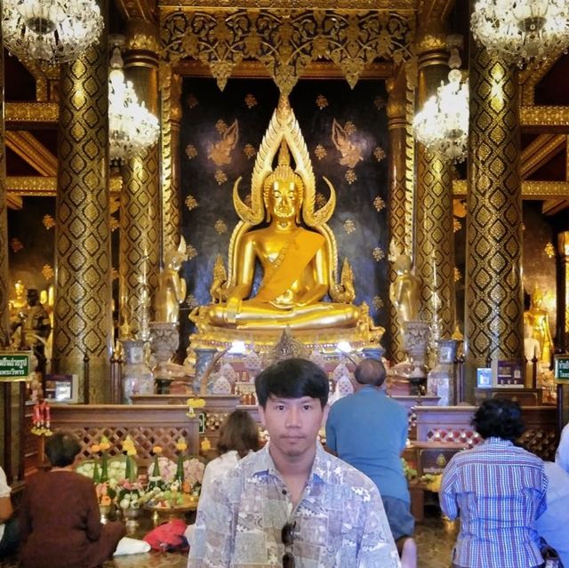 ไหว้สักการะ พระพุทธชินราช (วัดใหญ่ ) เมืองสองแคว 