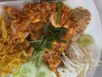 ผัดไทยเจ้าเก่า🦐