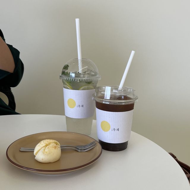 세종시 외곽 독채카페 “우재”