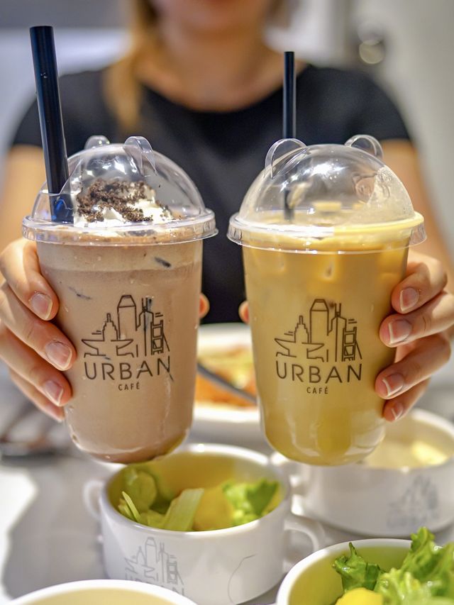 旺角人氣貓Cafe，相聚忘憂集中地