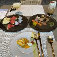 อิ่มอร่อยกับมื้อเช้าที่ Syn Boutique Hotel