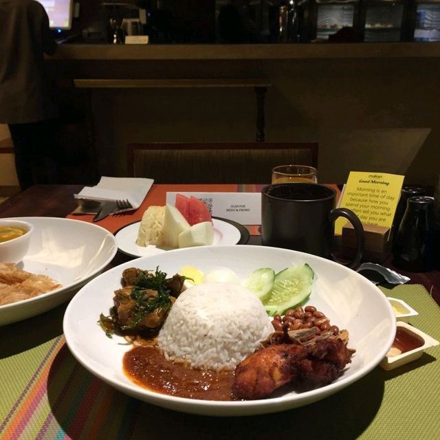 MAKAN KITCHEN @DOUBLETREE KL