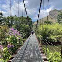 สะพานแขวน ภูเขารูป หัวใจ.. ⛰️💚
